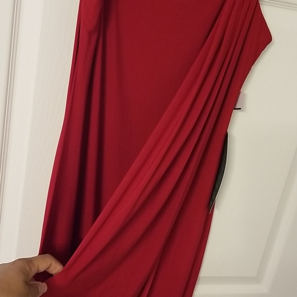 Dress Red - Picture 7 of 8